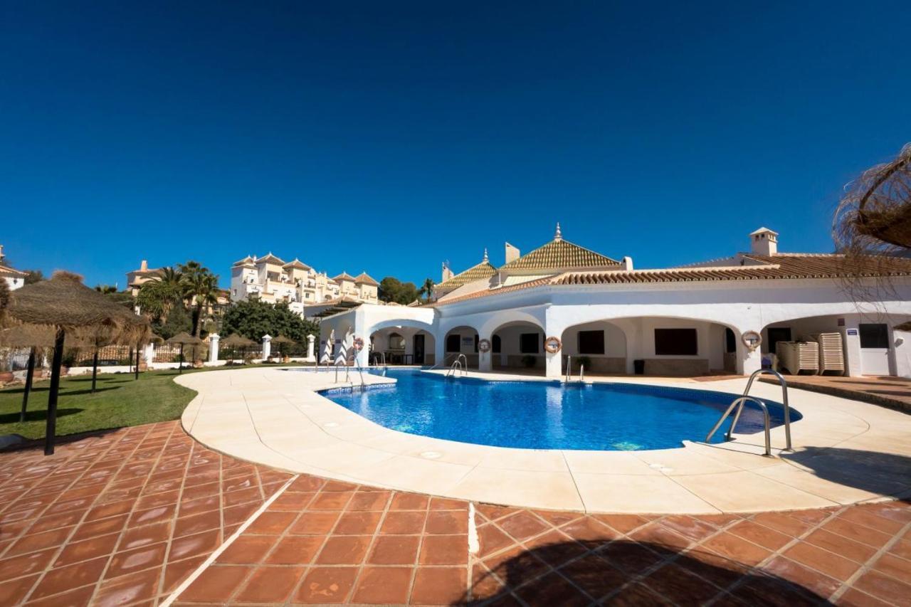 Capistrano Playa 712 Menyber Apartman Nerja Kültér fotó